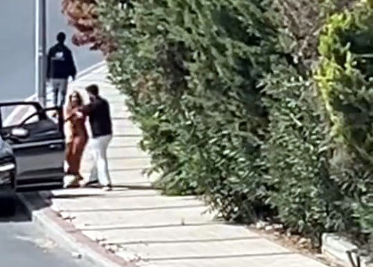 Amatör kamera kadının başına gelenleri anbean kaydetti! Filmlerdeki Sahne İstanbul’da Gerçek Oldu