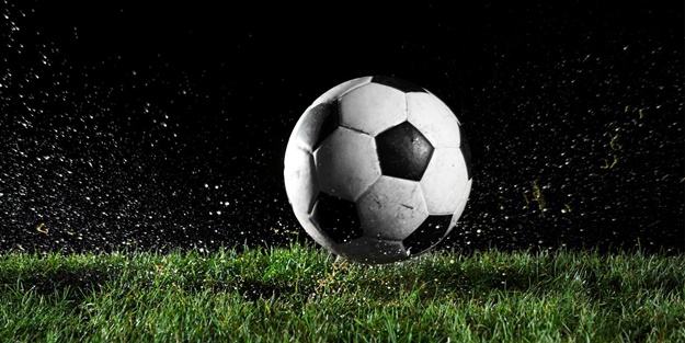 Amatör maçta kavga: 2 futbolcu yaralı