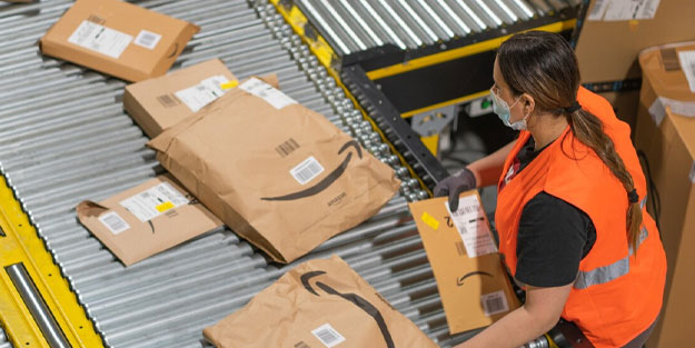 Amazon'a çalışanlarından efsane kapak