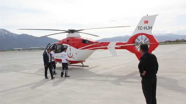 Ambulans helikopter 80 yaşındaki hasta için havalandı