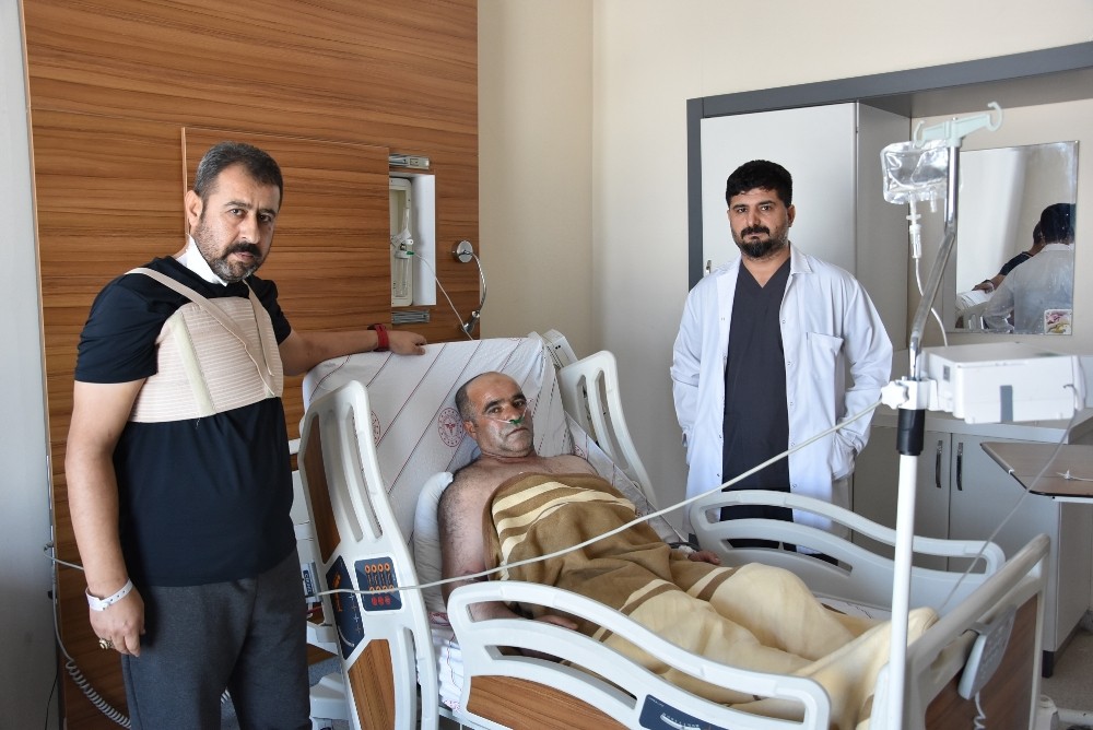 Ambulans şoförü taşıdığı hastayla aynı kaderi paylaştı 