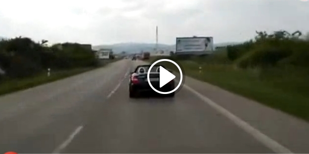 İnat edip ambulansın önünden çekilmeyen sürücü