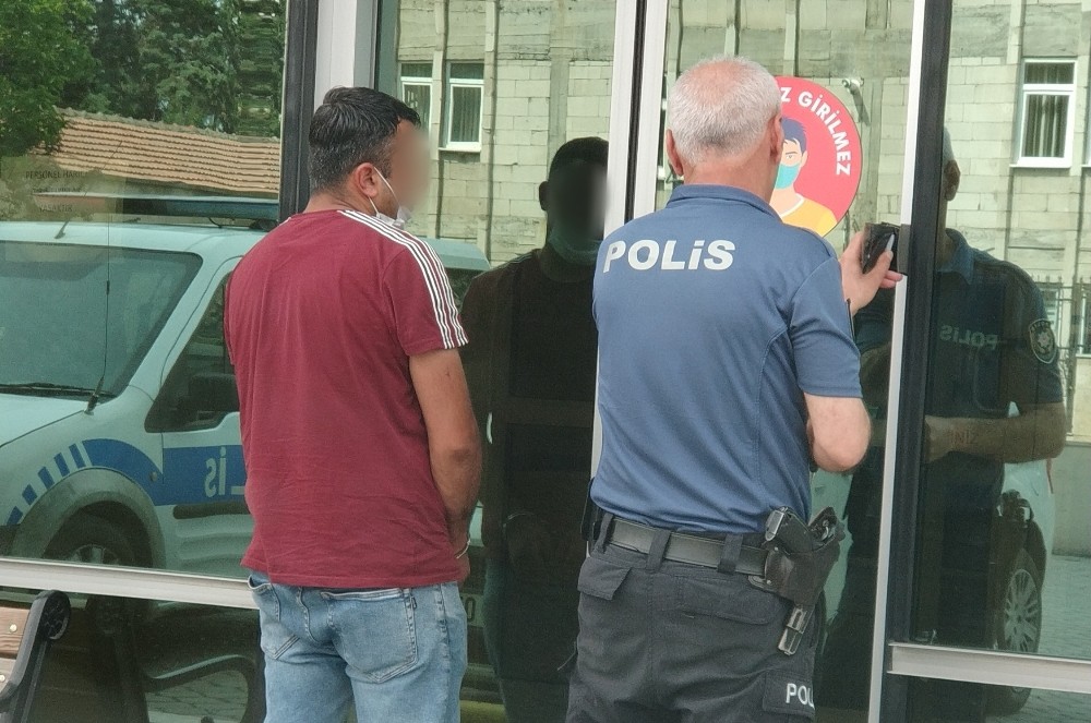 ’Ambulansta sağlıkçıya elle taciz’ iddiasına gözaltı 