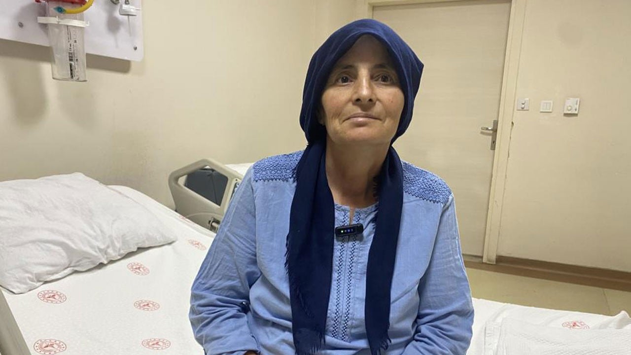 Ameliyatla yeniden yerine yerleştirildi! Kafatası kemiğini 8 ay karnında taşıdı