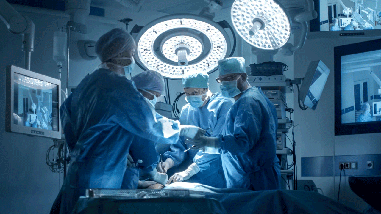 Ameliyatsız 'tüp mide' tedavisi ile 10 günde 6 kilo verdi