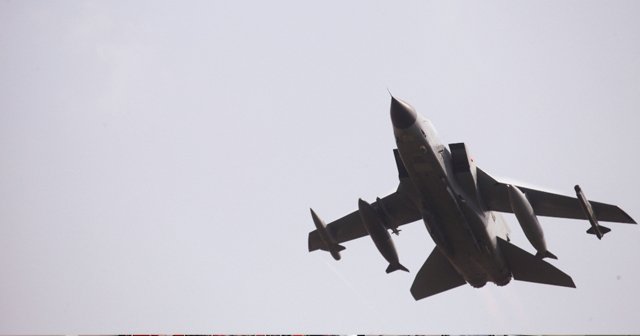 Amerika sivilleri bombaladı: 15 ölü, 13 yaralı