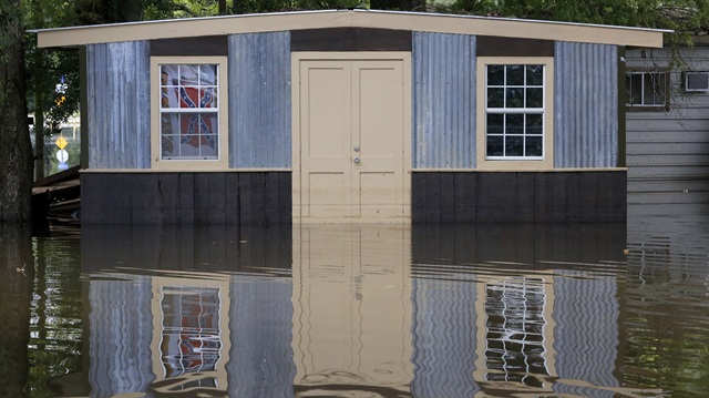 Amerika'da 60 bin 642 ev yıkıldı