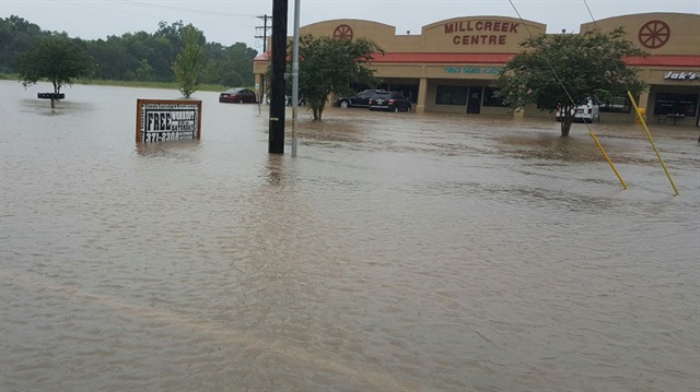 Amerika'da sel felaketi: 3 ölü
