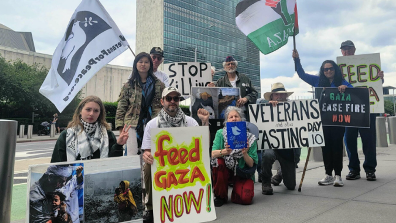 Amerikalı bazı askerler üniformayı bırakıp Gazze'ye destek için oruca başladı!