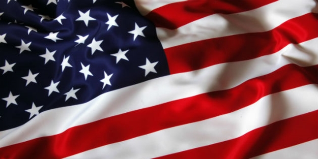 Amerika'lı gençler seçim öncesi rengini belli etti