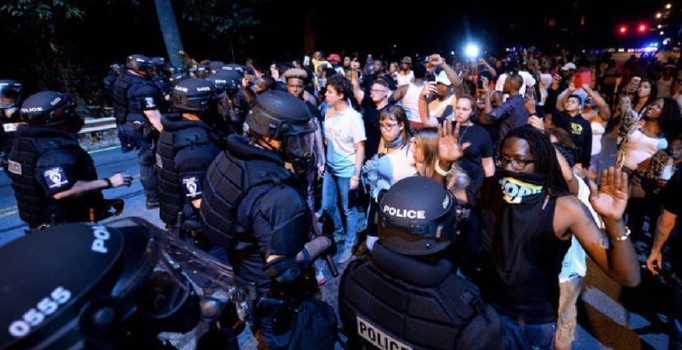 Amerika'lı polisler dokuz ayda 706 kişiyi katletti