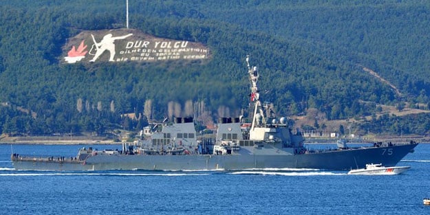 Amerikan askeri gemisi Çanakkale Boğazı'ndan geçti