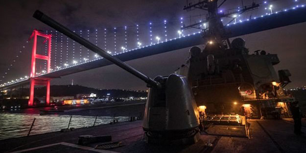 Amerikan destroyeri İstanbul Boğazı'ndan geçti