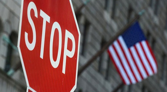 Amerika'nın İran'a yaptırımı sonrası SWIFT'ten önemli karar!