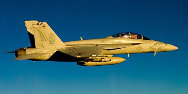 ABD Savaş uçakları İncirlik'te