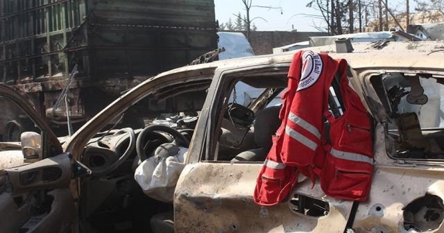 Amerika'ya göre insani yardım konvoyunu Rus uçakları vurdu