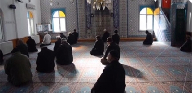 60 yıl sonra caminin kıblesinin yanlış olduğu fark edildi