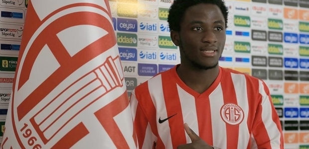 Antalyaspor'a Barcelona'dan transfer