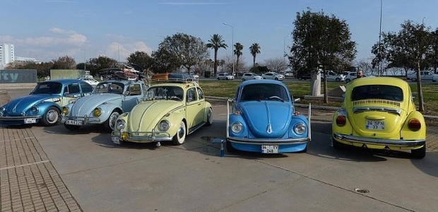 Klasik otomobilcilerden trafik sigortasına protesto&nbsp;