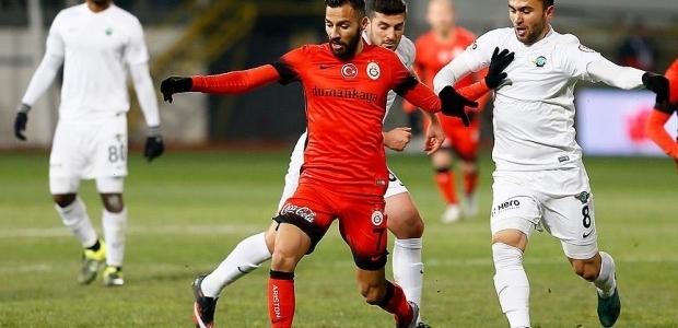 Galatasaray kupada ilk kez puan kaybetti