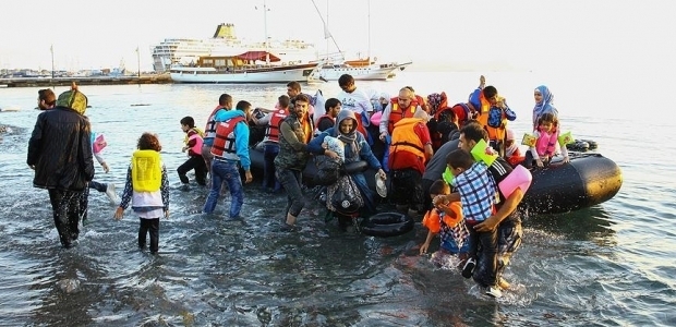 'Yunanistan'da 400 bin kişilik...'