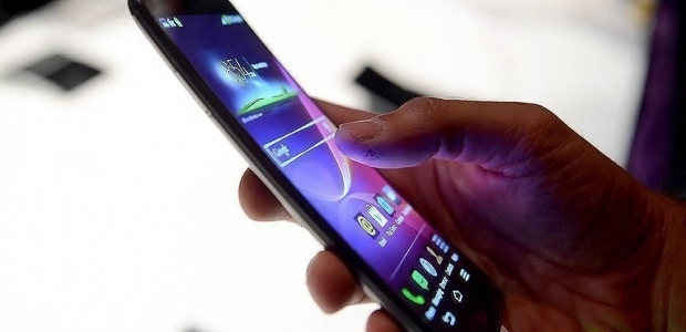 Yatmadan önce cep telefonundan uzaklaşın