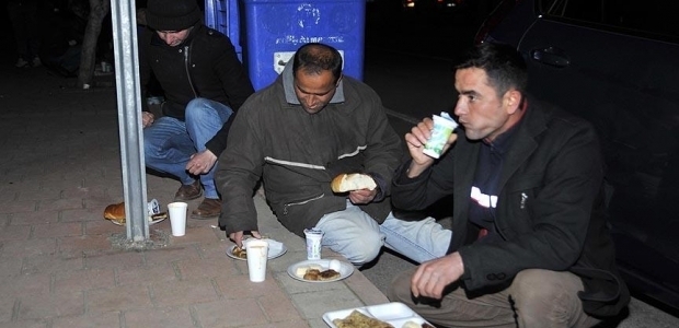 Evsizlere 'umut' oluyorlar