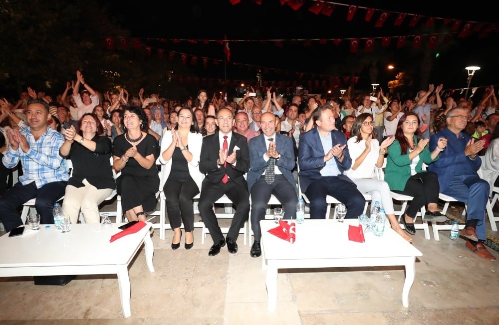 Anadolu Ateşi, Urla’yı ısıttı 