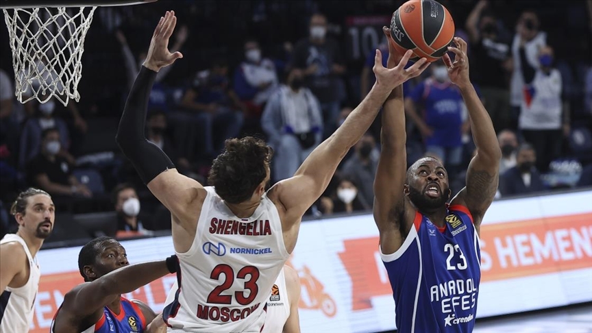 Anadolu Efes, CSKA Moskova'ya mağlup oldu