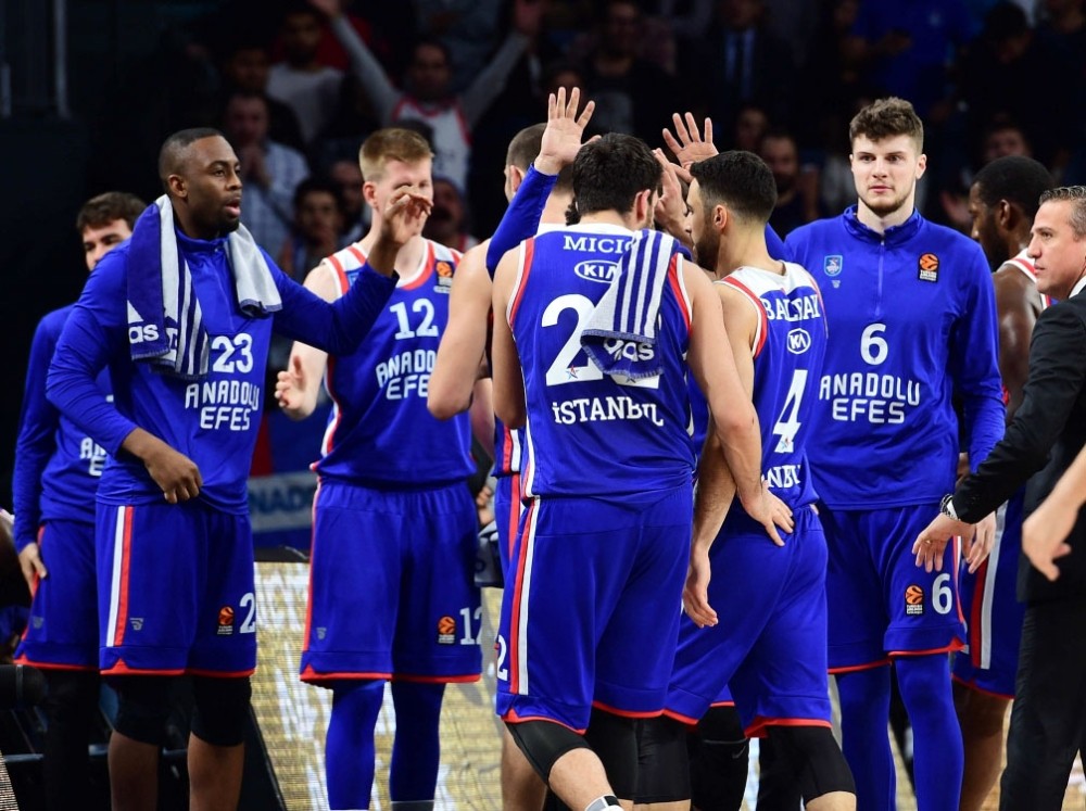 Anadolu Efes, Maccabi FOX Tel Aviv’e konuk olacak 