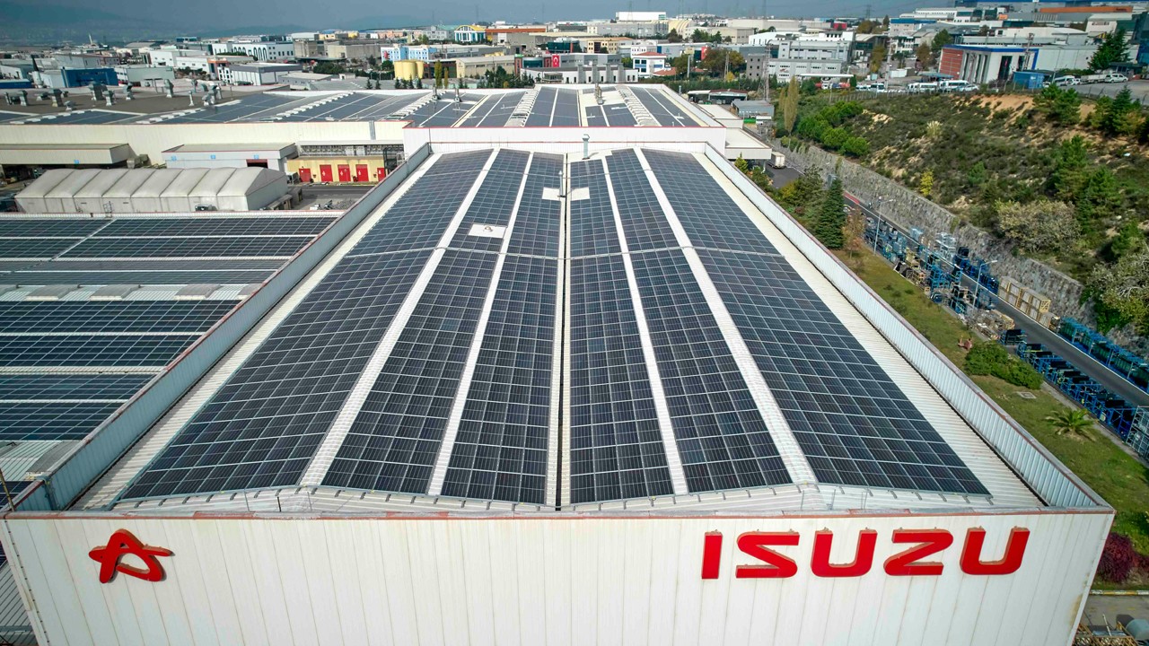 Anadolu Isuzu’dan ihracatta tarihi seri! Bu başarının arkasında ne var?