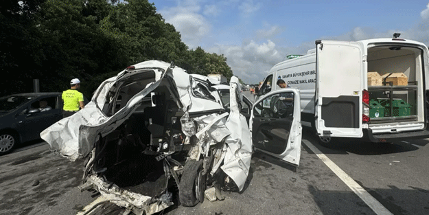 Anadolu Otoyolu'nda katliam gibi kaza: 3 ölü