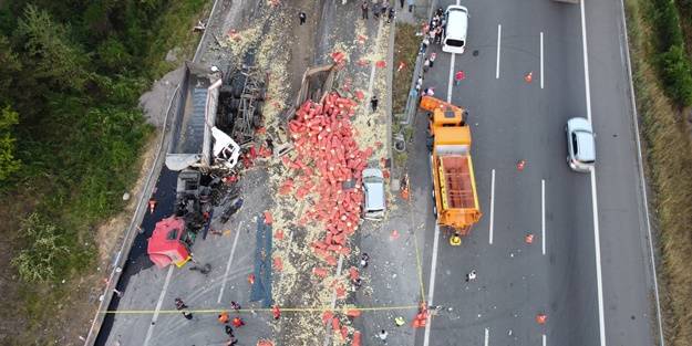 Anadolu Otoyolu'nda zincirleme kaza! Yaralılar var
