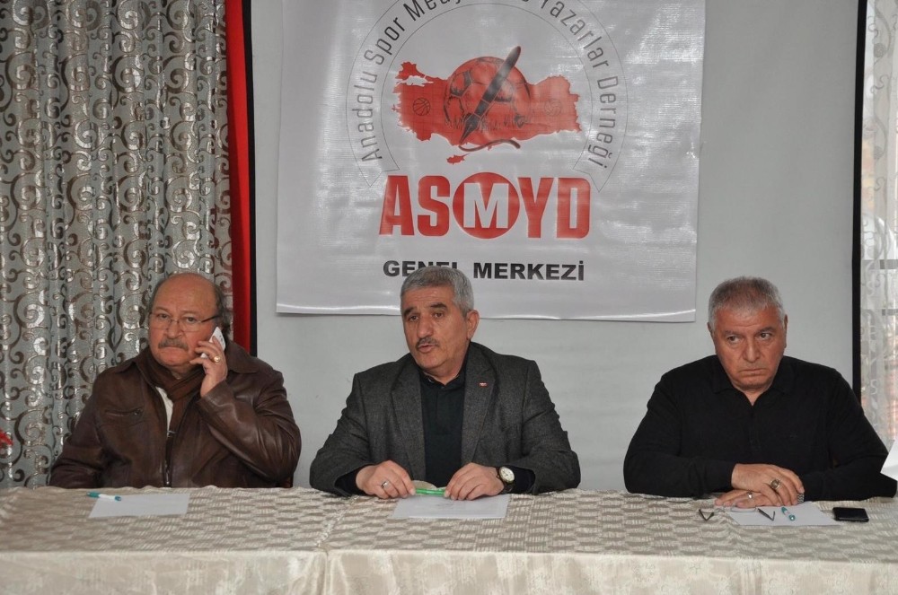 Anadolu Spor Medyası ve Yazarlar Derneği kongresini yaptı 