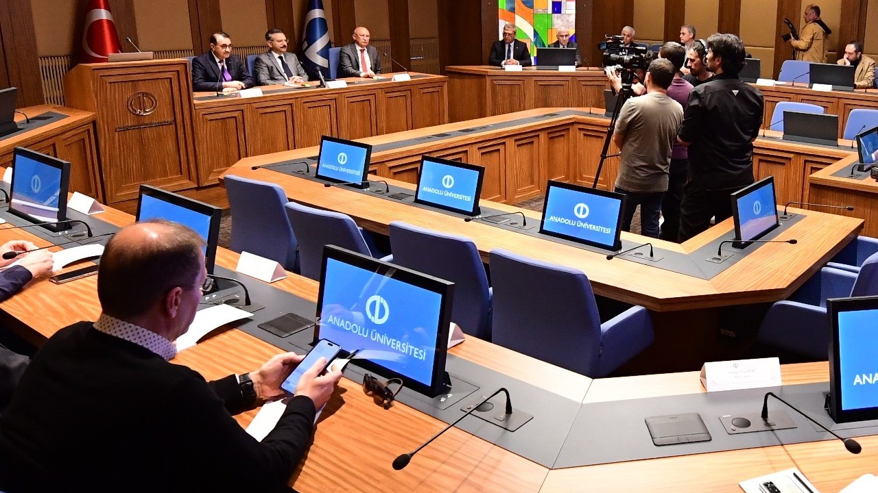 Anadolu Üniversitesi yapay zekâ toplantısına ev sahipliği yaptı