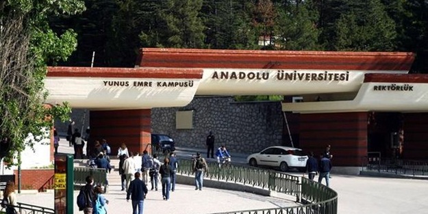 Anadolu Üniversitesi'nde 37 personel açığa alındı