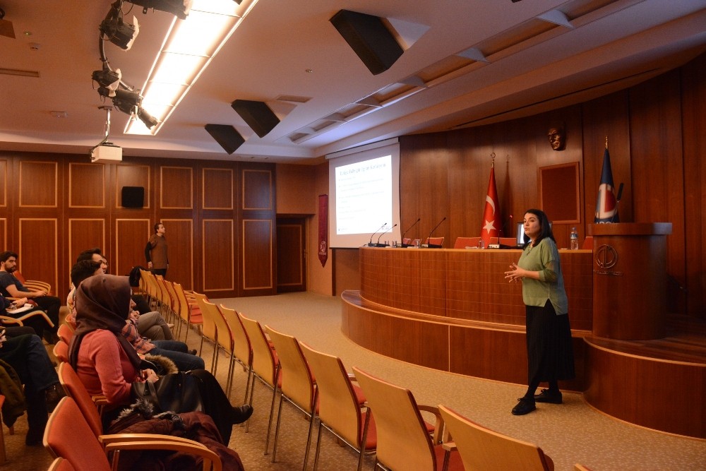 Anadolu Üniversitesi’nde öğrencilere “Fulbright Burs Programı” anlatıldı 