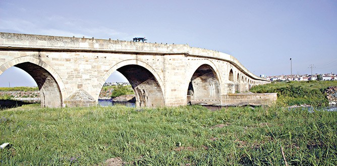 Anadolu’yu Balkanlar’a bağlayan köprü restore edilecek