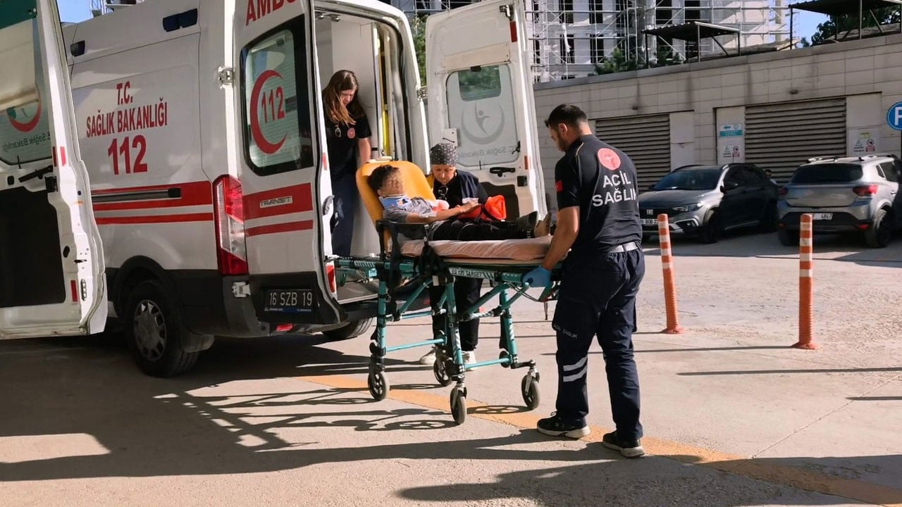 Anahtarı içeride unutunca balkona tırmandı! 11 yaşındaki çocuk 6 metreden düştü