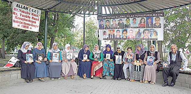 Anaların eylemi sürüyor