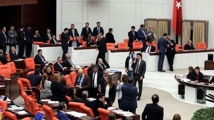 Anayasa görüşmelerinde önemli hafta