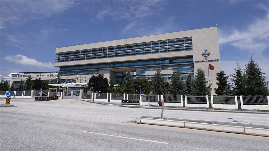 Anayasa Mahkemesi, HDP'nin kapatılması istemli davada iddianameyi oy birliğiyle kabul etti