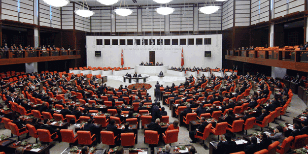 Anayasa teklifinde 14. madde de kabul edildi