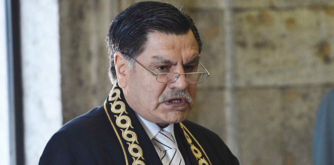 Anayasa’yı tekrar oku Haşim Bey!