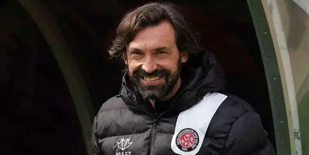 Andrea Pirlo'dan 2 yıllık imza