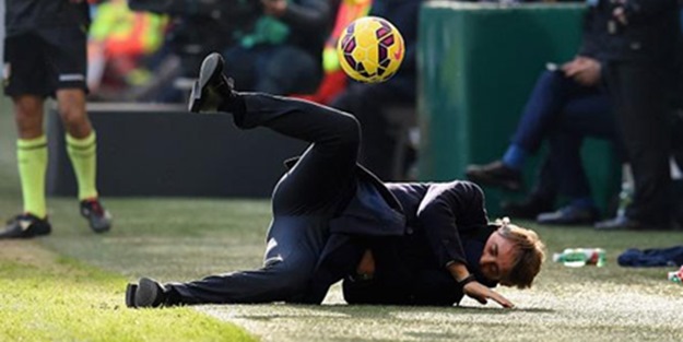 Mancini böyle yere serildi