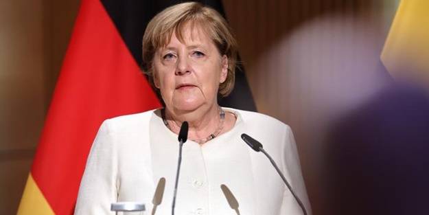 Angela Merkel'den veda ziyareti