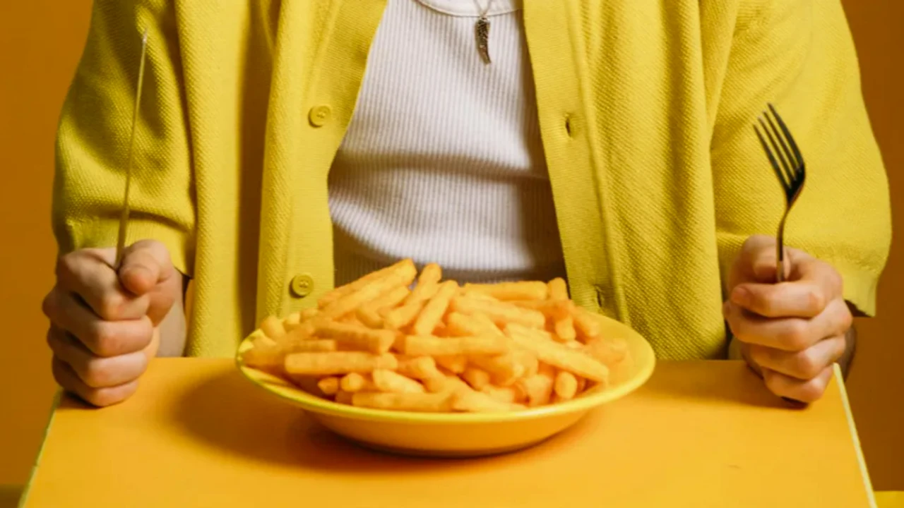 Ani yemek yeme isteği kanser belirtisi olabilir!