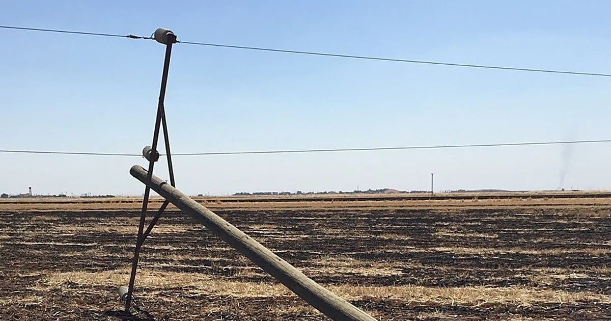 Anız yangınları Dicle Elektrik'e son iki yılda yaklaşık 5 milyon liraya mal oldu