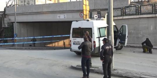 Ankara Adliyesi önündeki şüpheli çanta ile patlatıldı